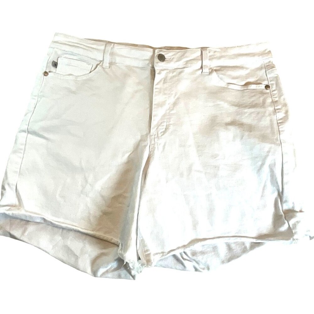 Judy Blue White 3XL Shorts Style JB1590 6.5"‎ Inseam